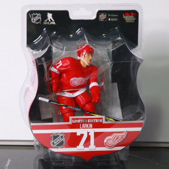 Dylan Larkin 6" Hockey Figurine by Imports Dragon for the Detroit Red Wings NHL - Picture 1 of 5